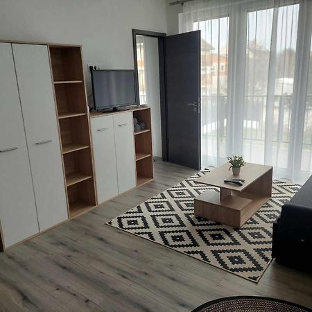 Mora Lak Apartment Szeged Exterior photo